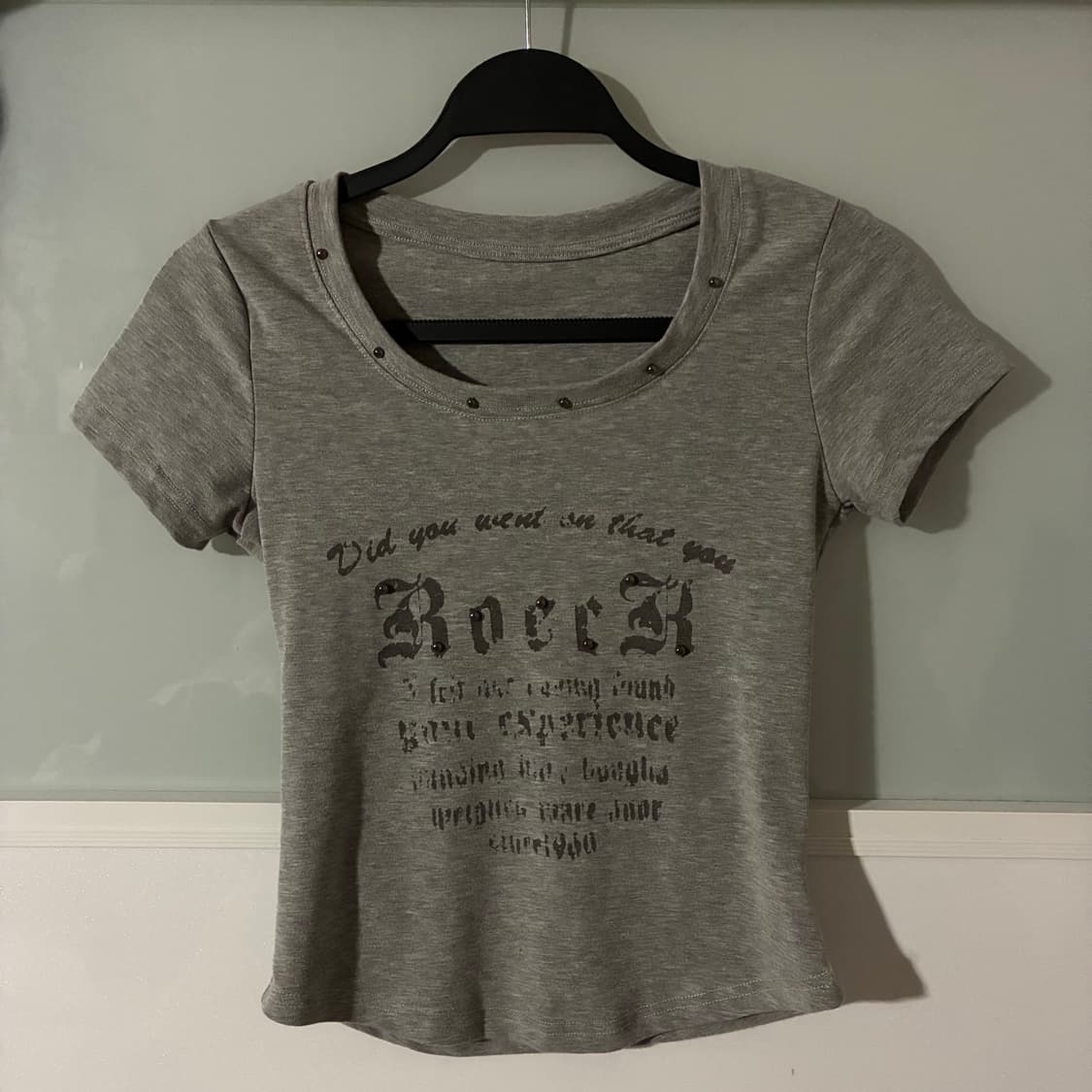 Gray stud T 상품이미지1