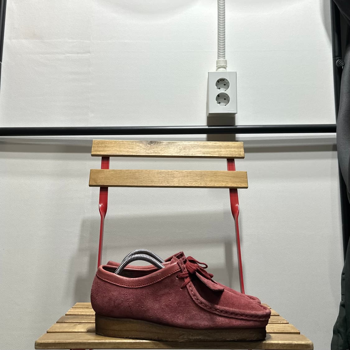 US6D) 250 클락스 로퍼 남녀공용 왈라비 스웨이드 버건디 상품이미지1