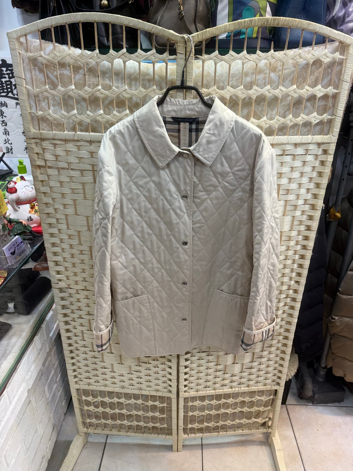 66-77 정품 버버리 누빔자켓 팝니다 상품이미지1