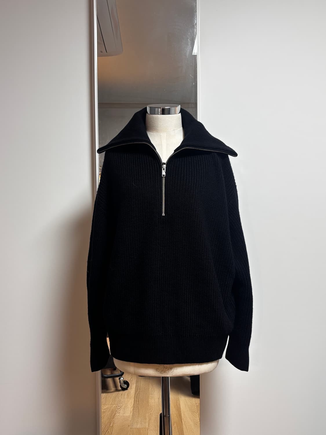 (W) 코스 울 코튼 하프 집업 점퍼 블랙 니트 (L사이즈) 상품이미지2