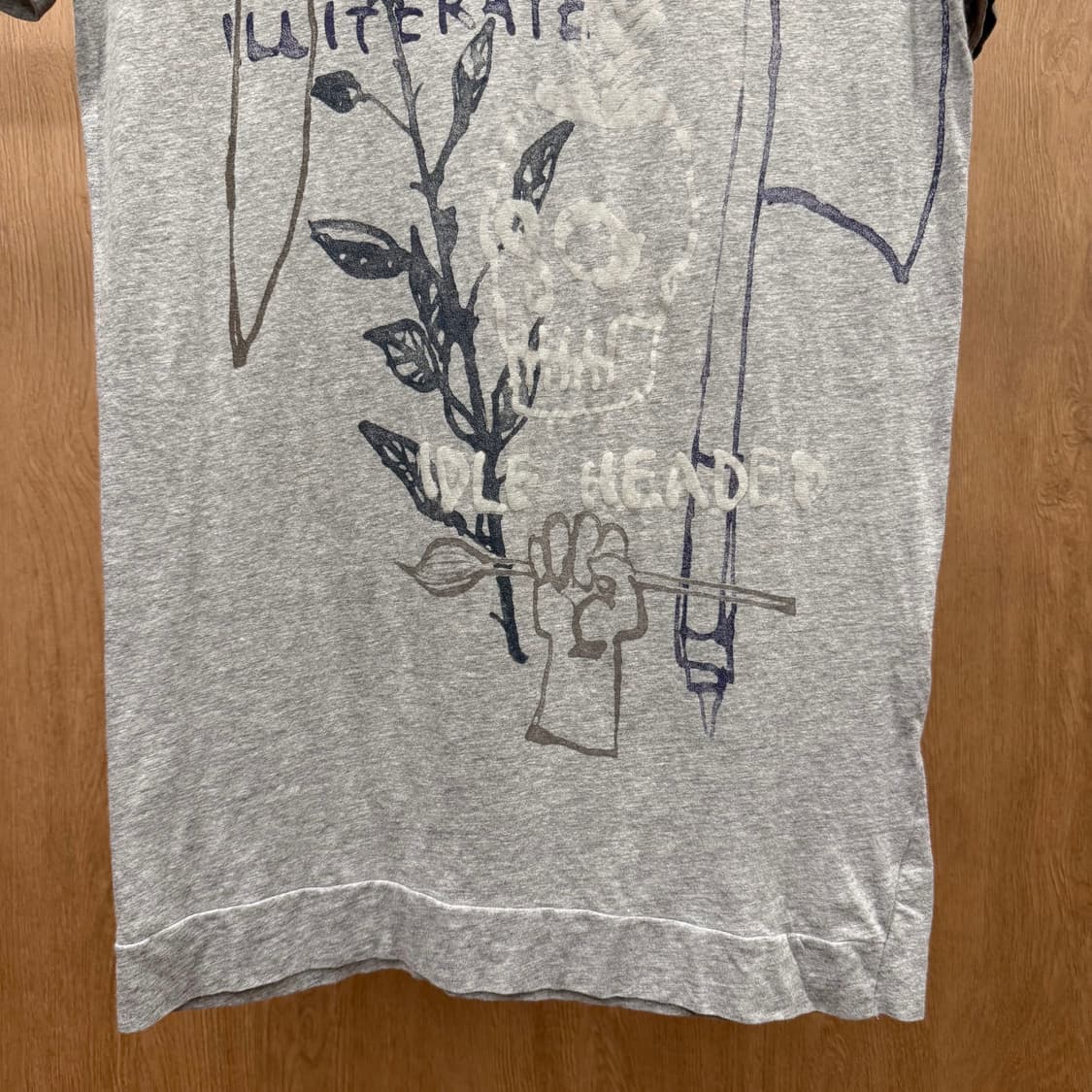 디젤 반팔 티셔츠 블랙골드 스컬 그래픽 프린팅 디테일 코튼 그레이 상품이미지5