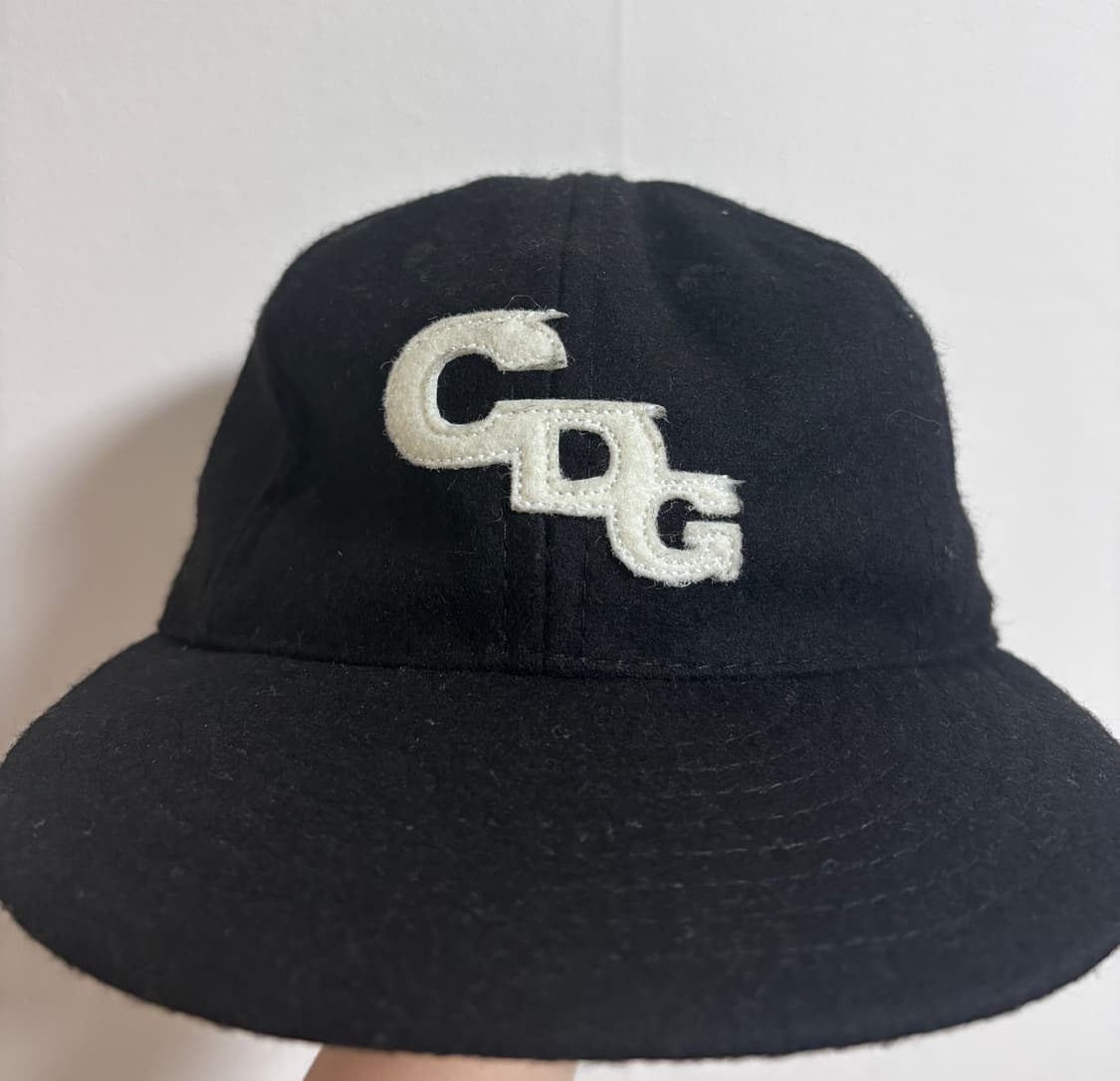 cdg 이벳필드 볼캡 상품이미지1