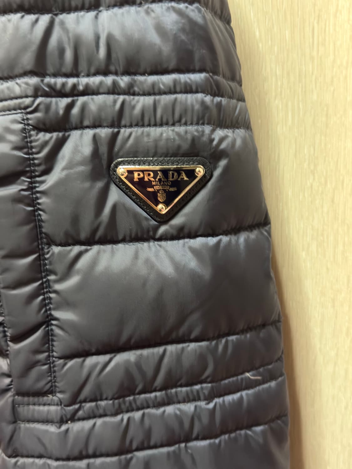 [48]프라다 경량패딩 상품이미지3