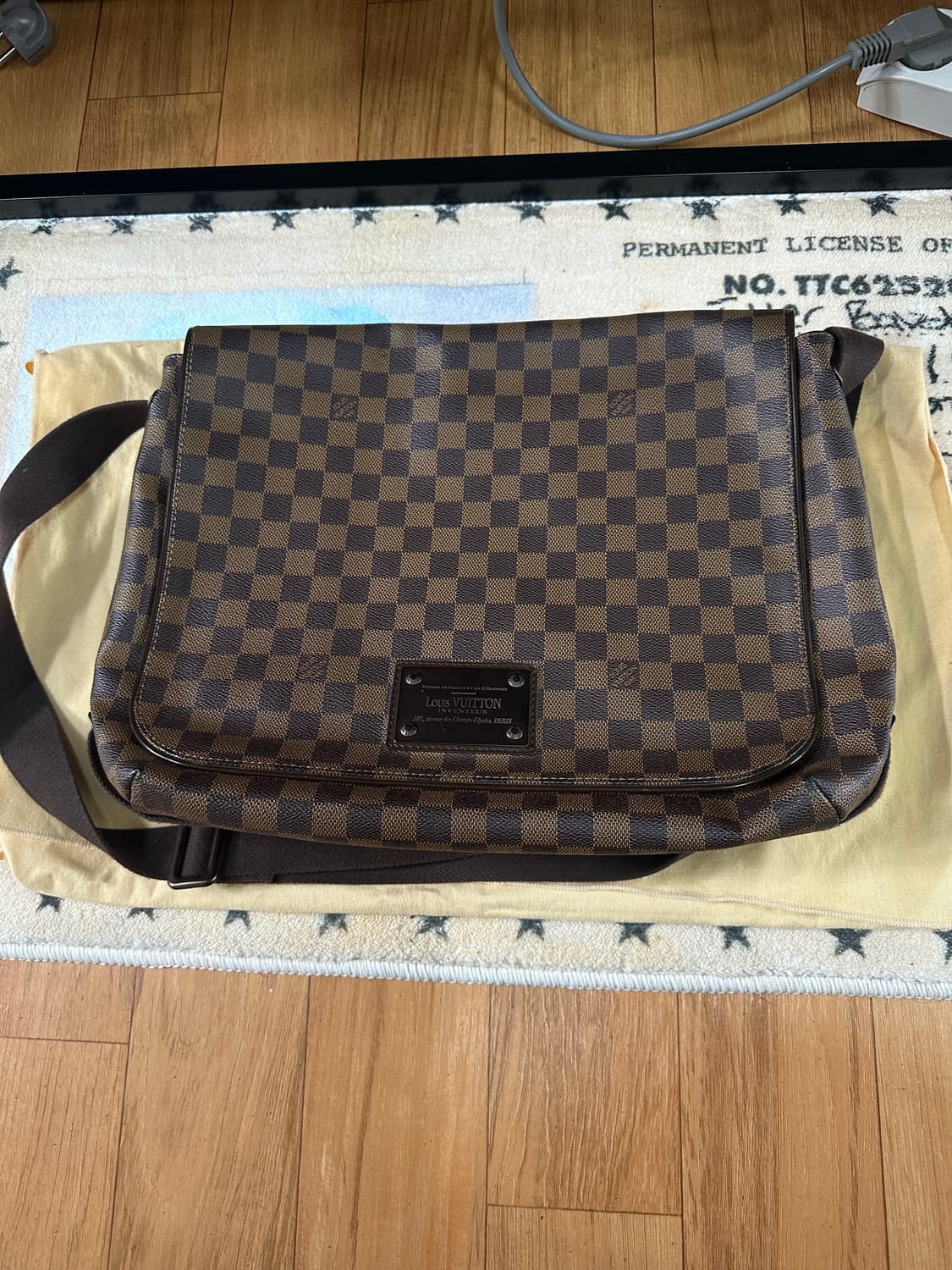 루이비통 크로스백 상품이미지2