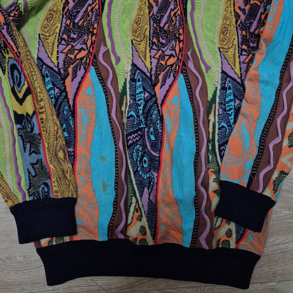 ARTFACT DESIGN 멀티 컬러 3D 패턴 니트 M(95) 상품이미지3