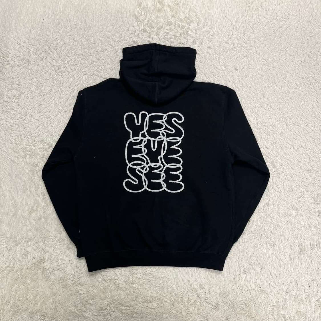 YESEYESEE black hoodie 상품이미지5