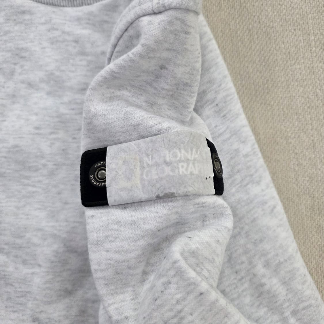 XS 내셔널지오그래픽 스몰로고 맨투맨 0225J2 상품이미지4