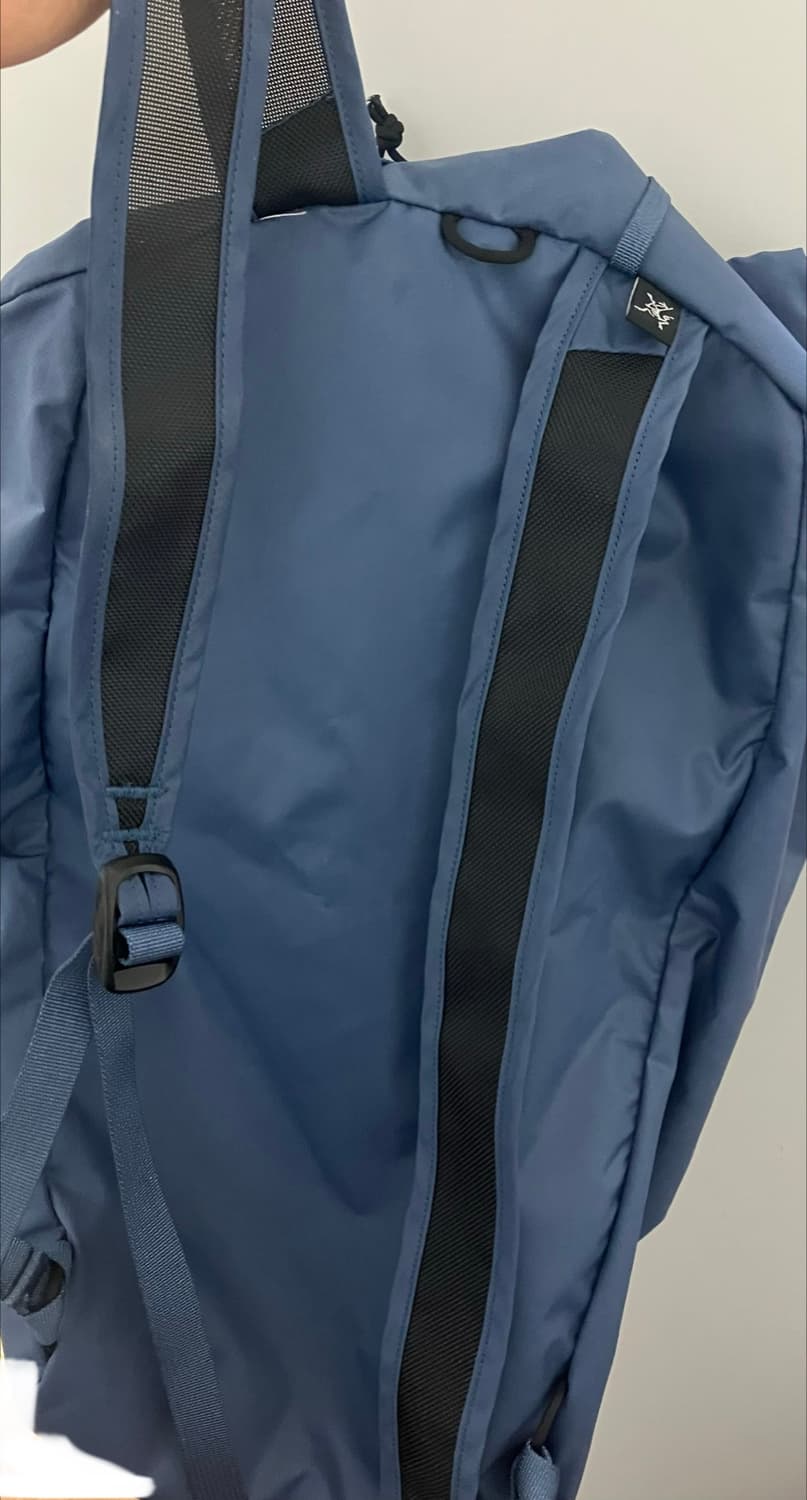 아크테릭스 헬리아드 10 백팩 문리트 가방 상품이미지4