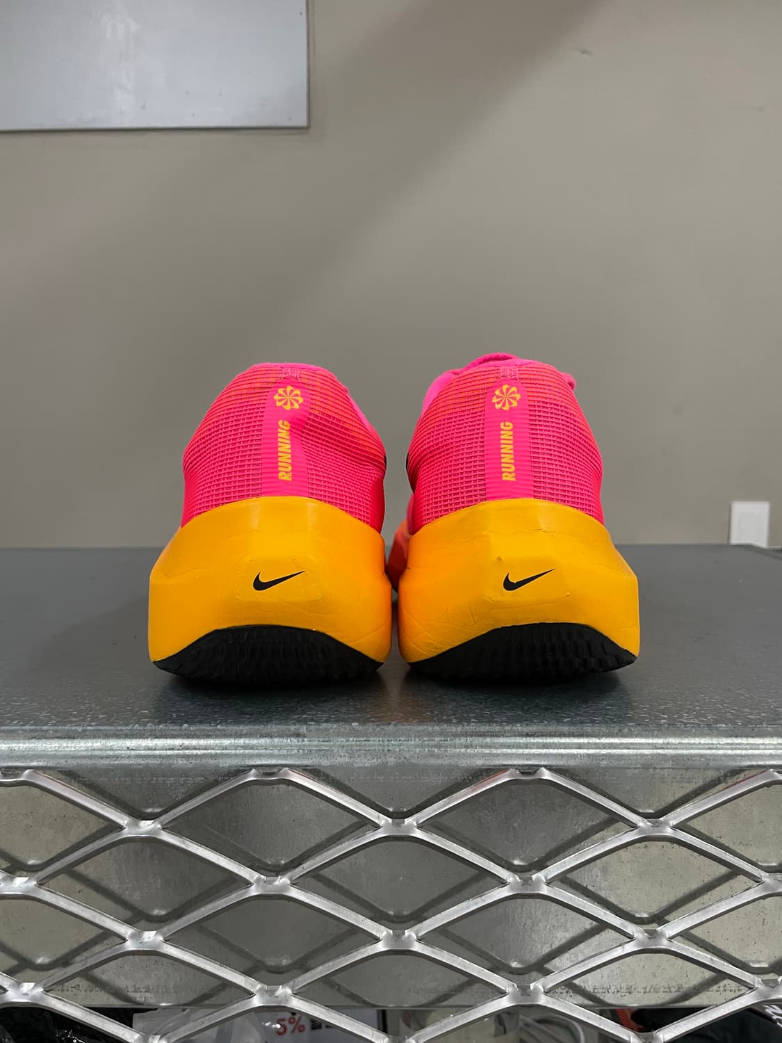 나이키 줌 플라이 5 하이퍼 핑크 280 상품이미지3