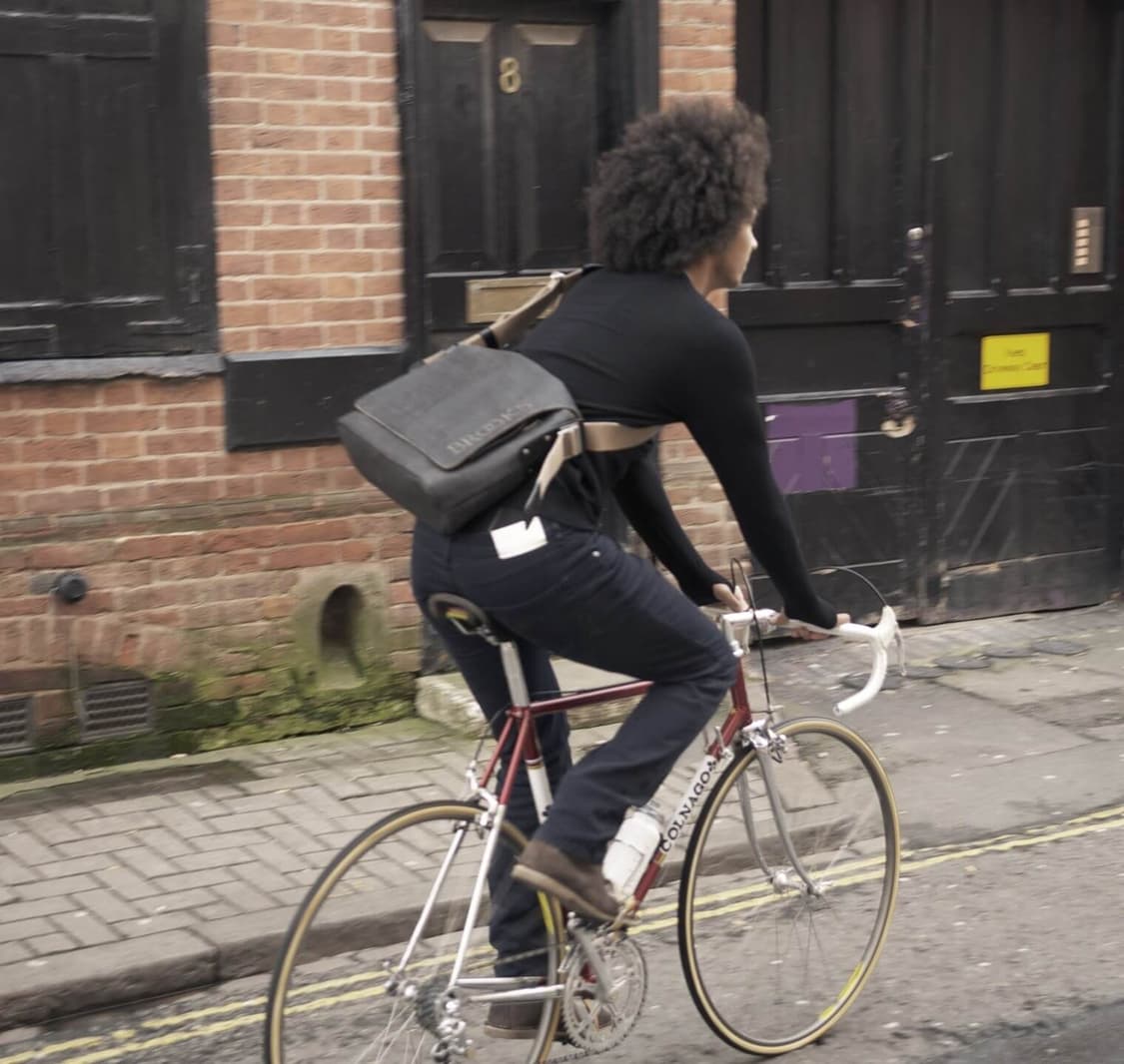 브룩스 잉글랜드 Barbican 크로스백 팝니다 상품이미지10