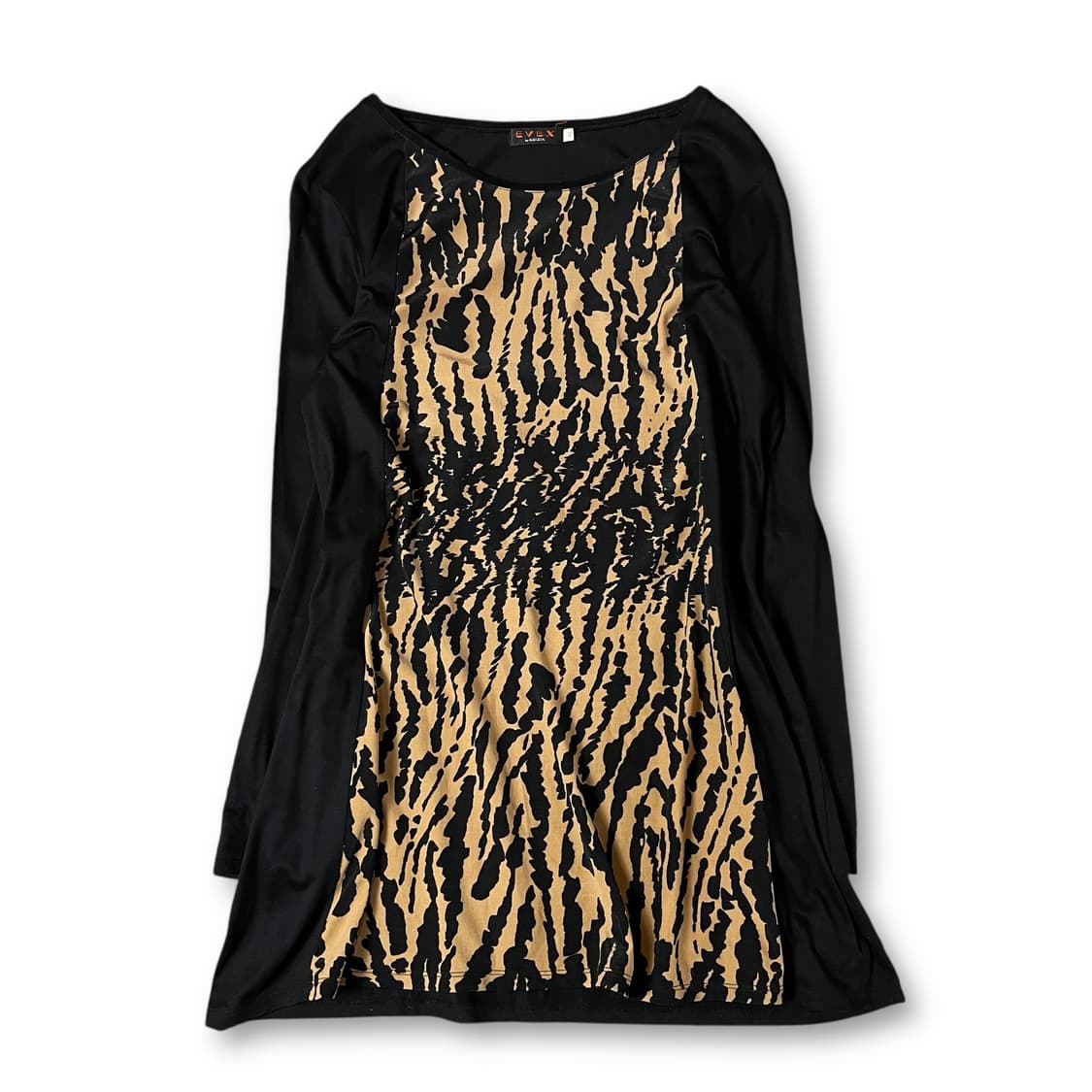 EVEX 블랙 호피 패턴 긴팔 티셔츠 42 상품이미지1