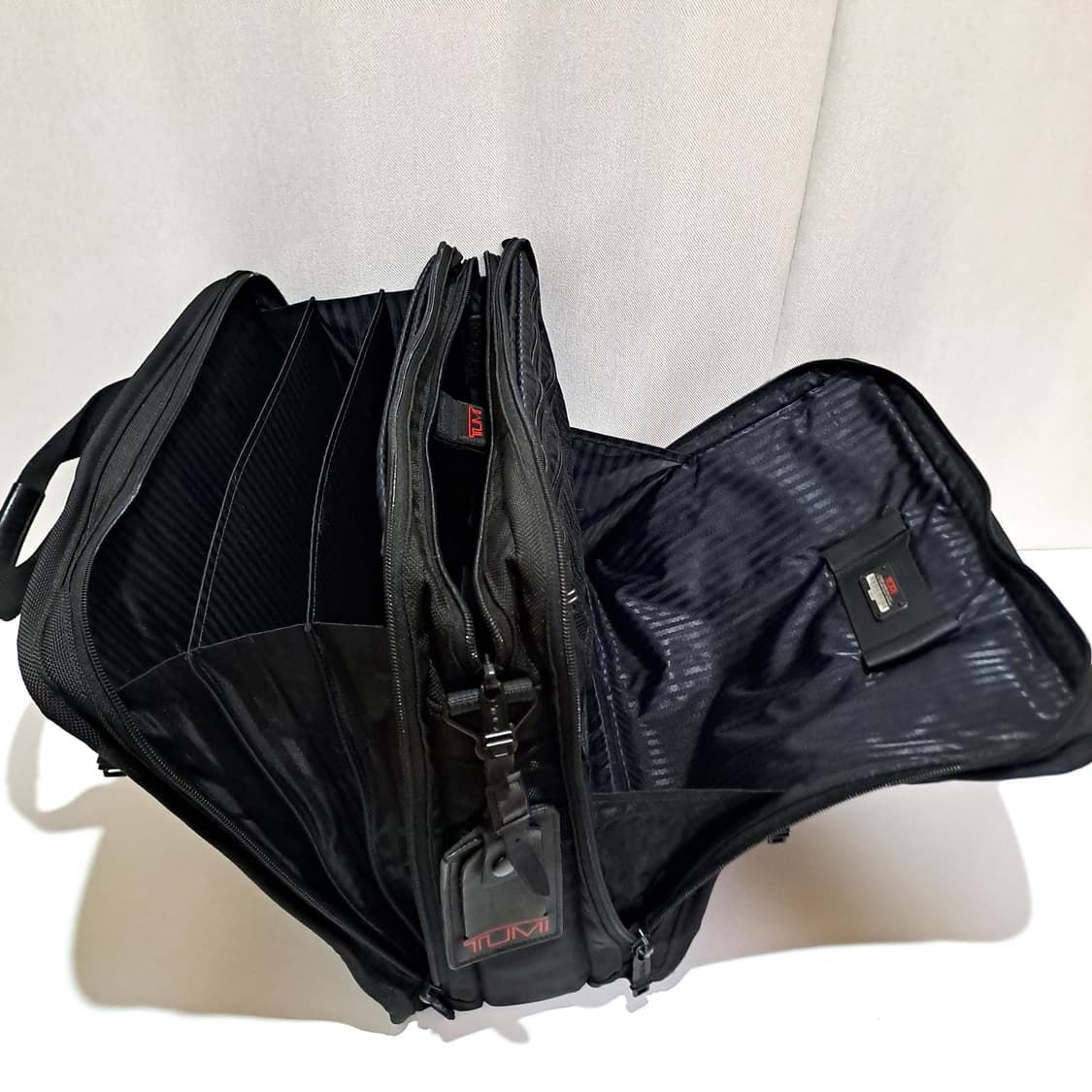 (택포) 투미 TUMI 익스펜더블 오거나이즈 랩탑 B806 상품이미지9
