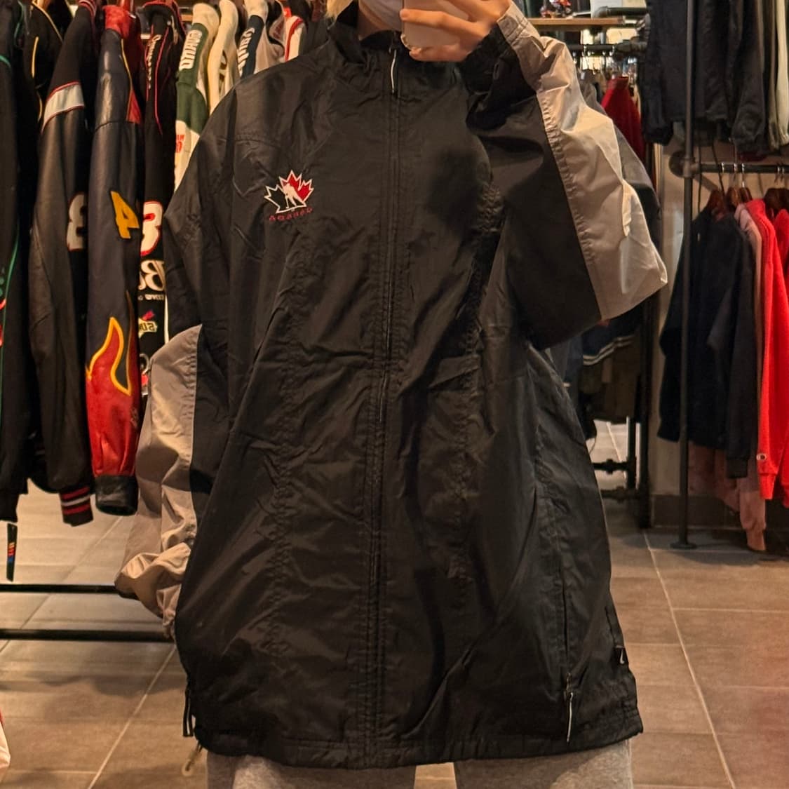 [NO.9] Nike canada 바람막이 상품이미지1