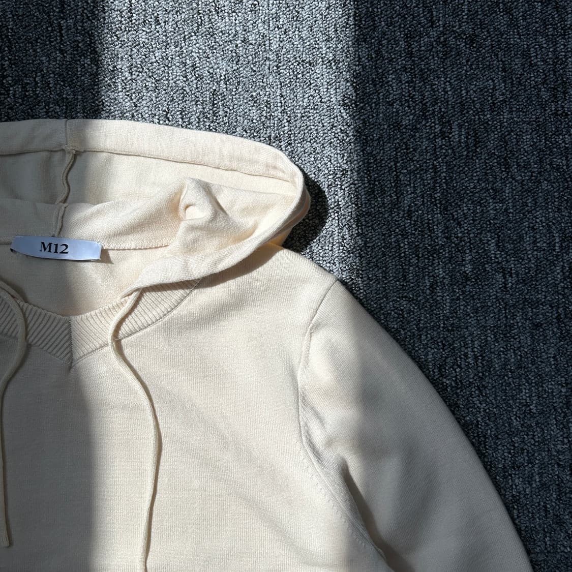 M12 아이보리 니트 후드티 상품이미지2