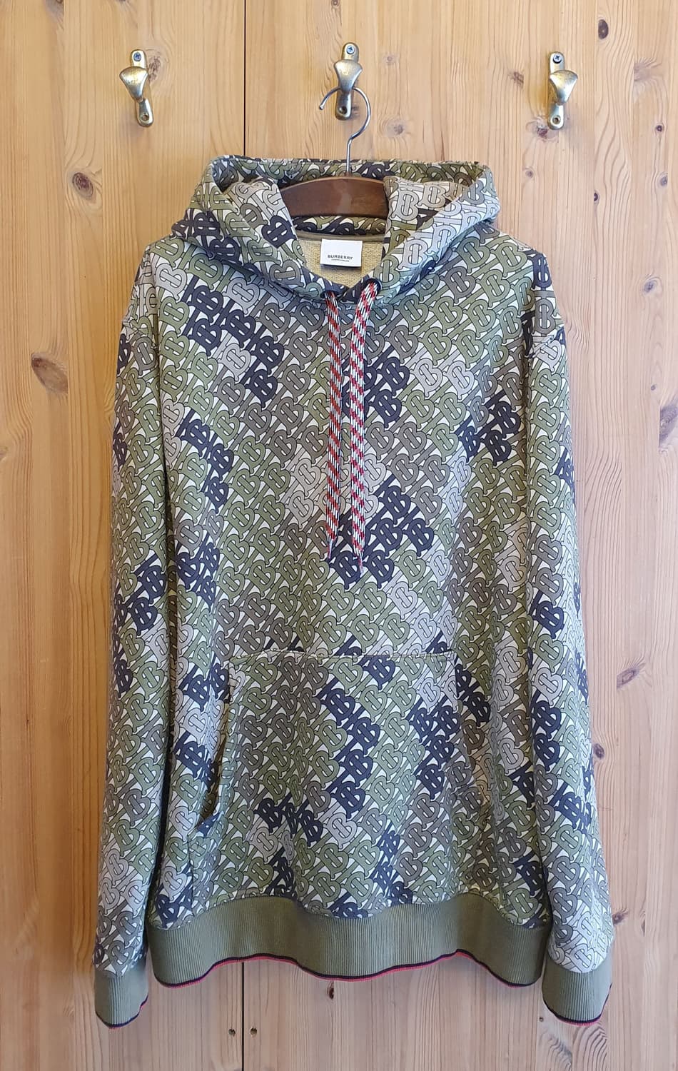 100.버버리 모노그램 카모후드티 상품이미지1