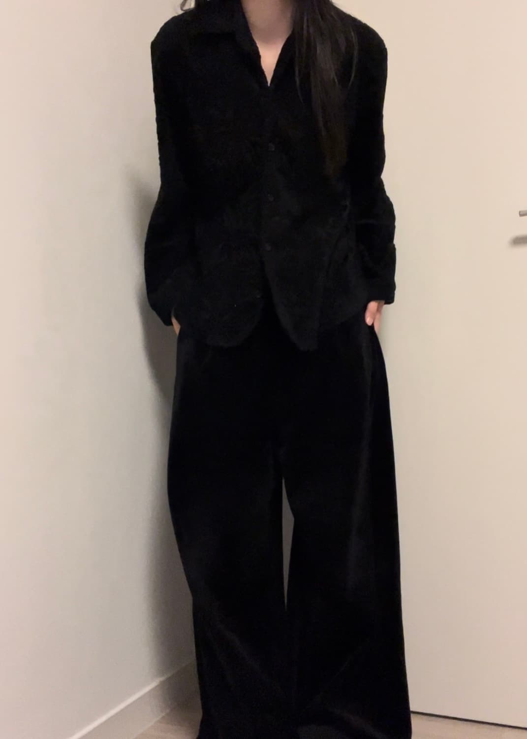 black flower pattern velvet shirts 상품이미지1