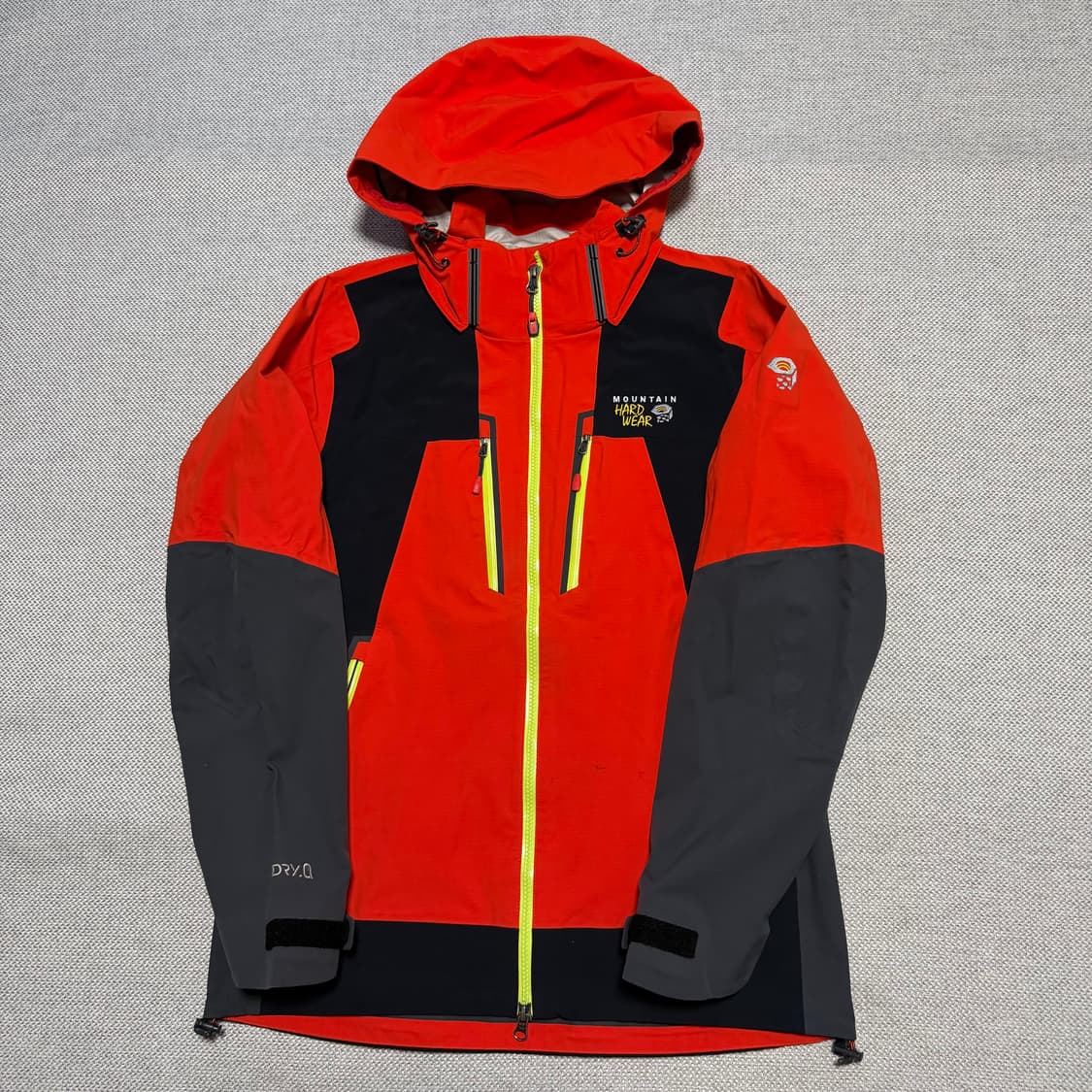 마운틴하드웨어 DRY.Q 바람막이 자켓 상품이미지1