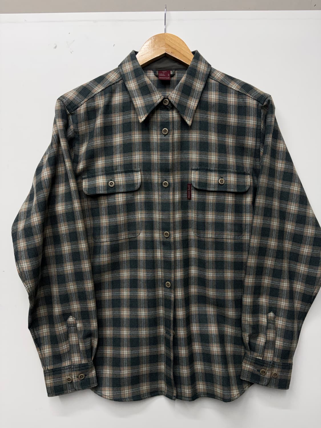 몽벨 s 체크 셔츠 상품이미지2