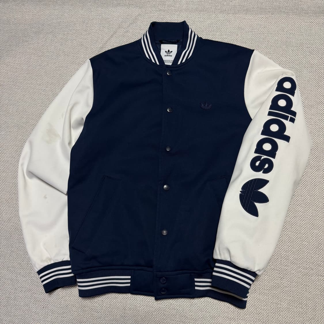 아디다스 빅로고 봄버 자켓 상품이미지1