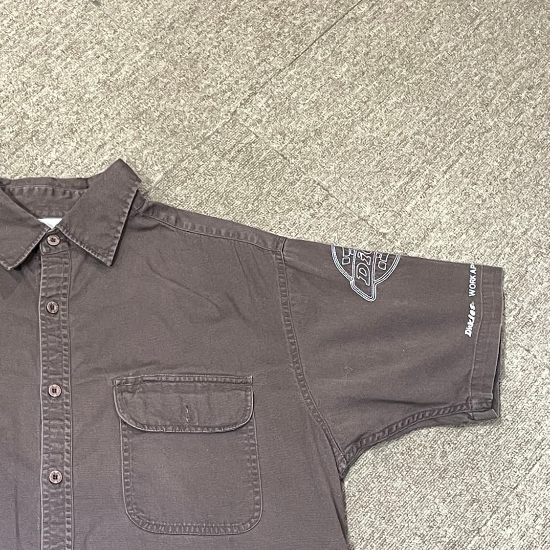 (L) Dickies 디키즈 반팔 워크 셔츠 브라운 상품이미지4