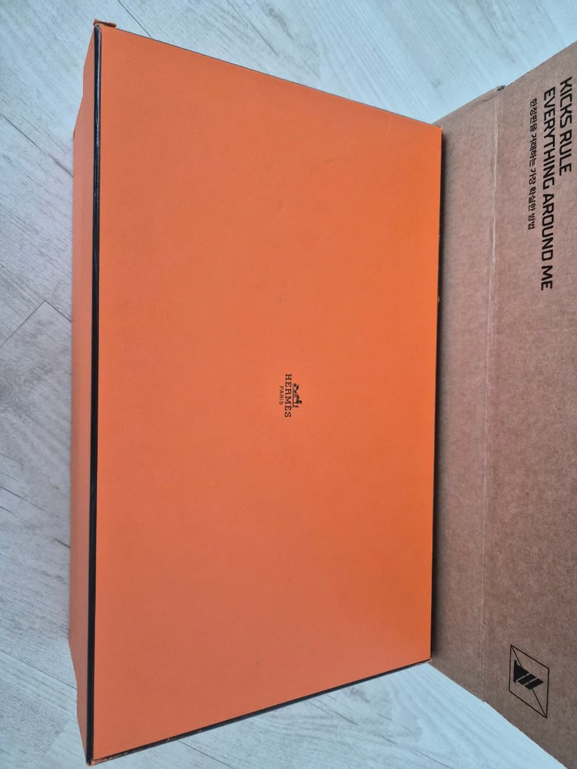 (미사용/새상품) 에르메스 바운싱 스니커즈 상품이미지4