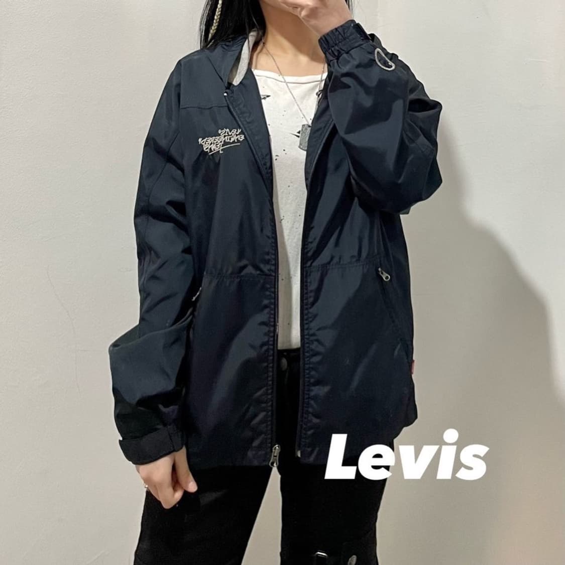 리바이스 엔지니어드 바람막이 상품이미지1