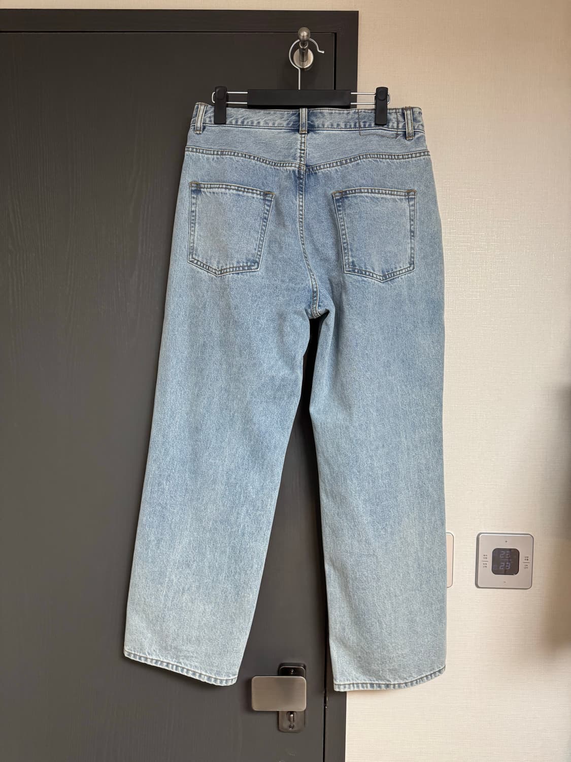 에스피오나지 Cliff Relaxed Denim Pants 연청 데님 상품이미지3