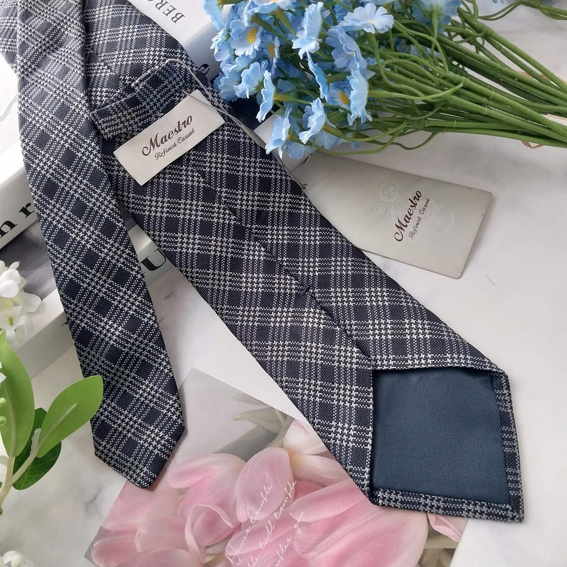 마에스트로 실크 블랙 체크 슬림 타이 7.9cm 새상품 K1510
 상품이미지4