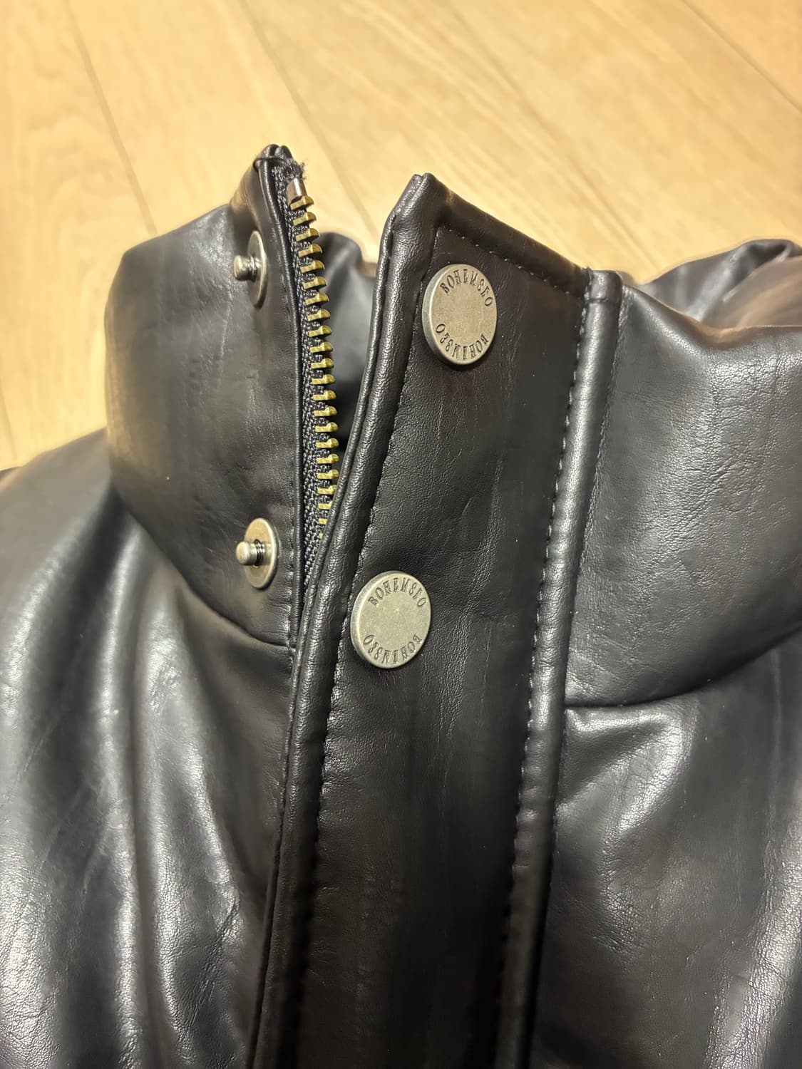 보헤미안서울 레더 덕다운 패딩 상품이미지5