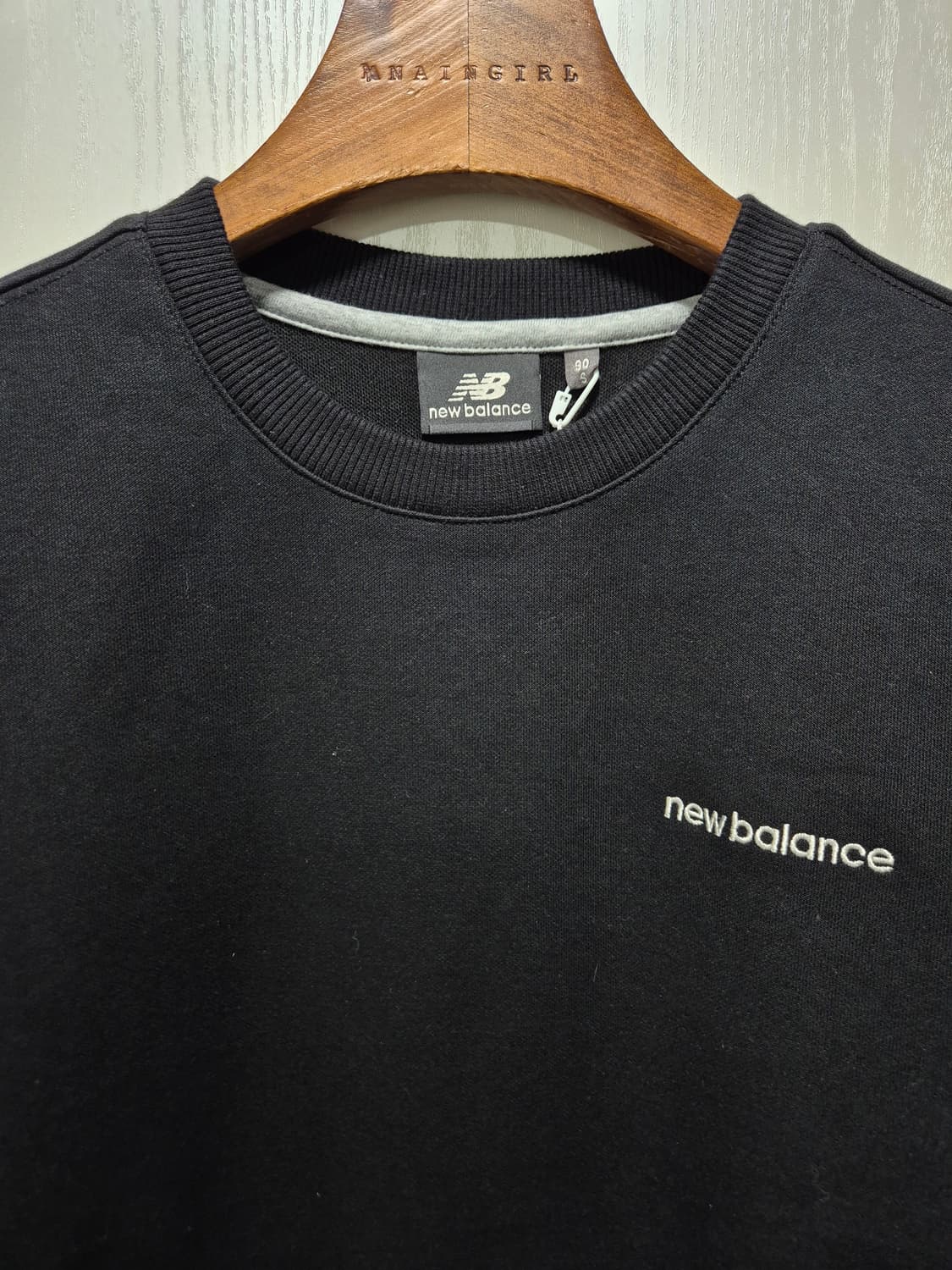 뉴발란스 블랙 맨투맨. 새상품 상품이미지6