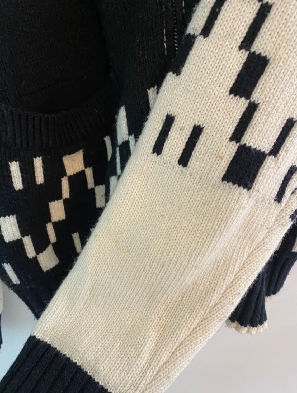 마크 곤잘레스 니트 집업 가디건 상품이미지4