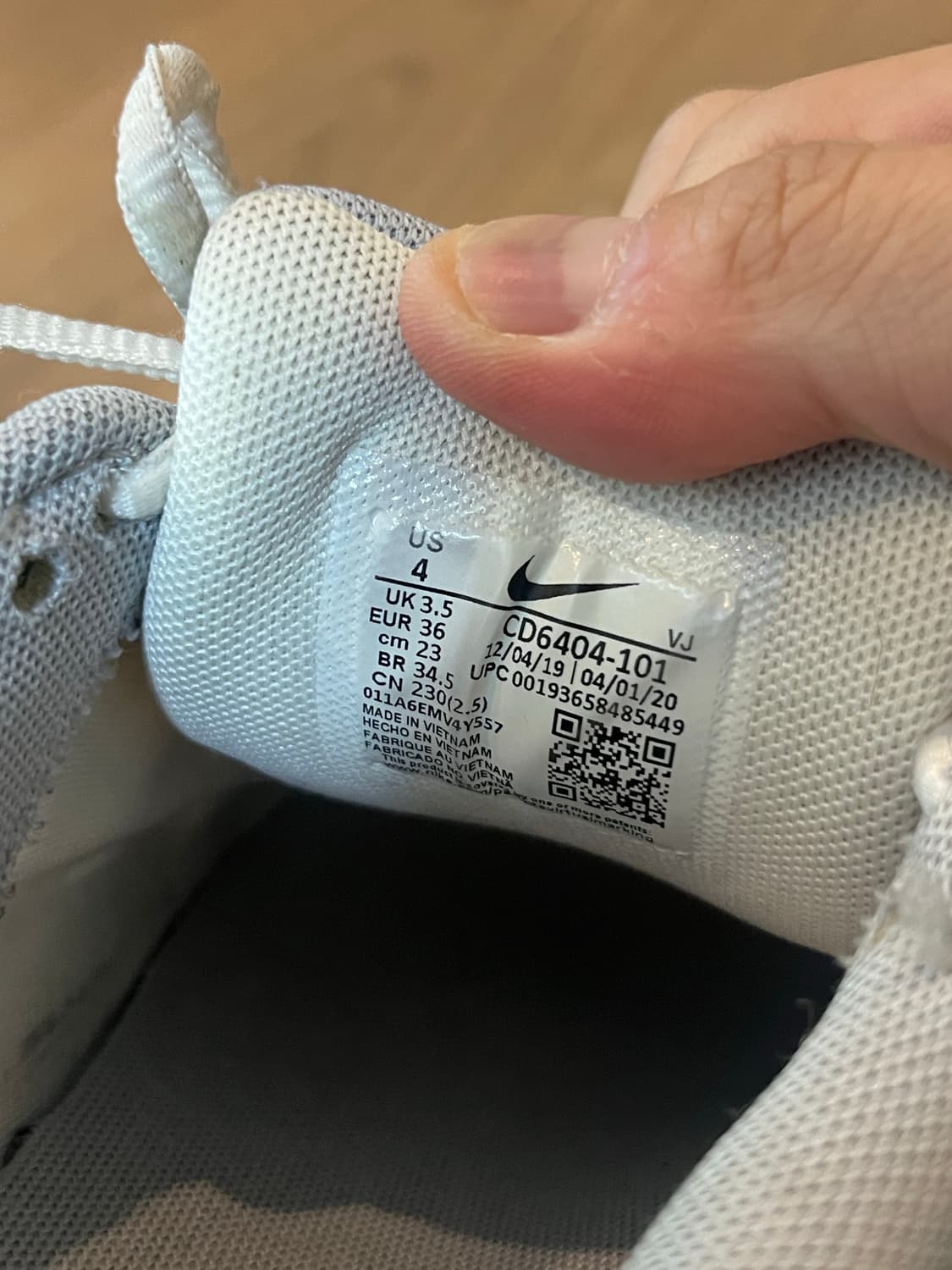 나이키 P-6000 흰검 230 상품이미지4