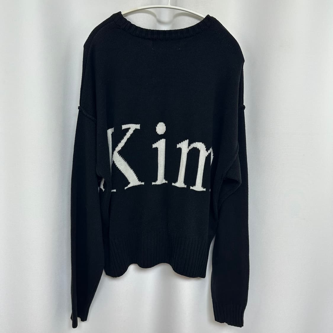 마뗑킴 남자 루즈핏 니트티 검정 FREE EIW 상품이미지2