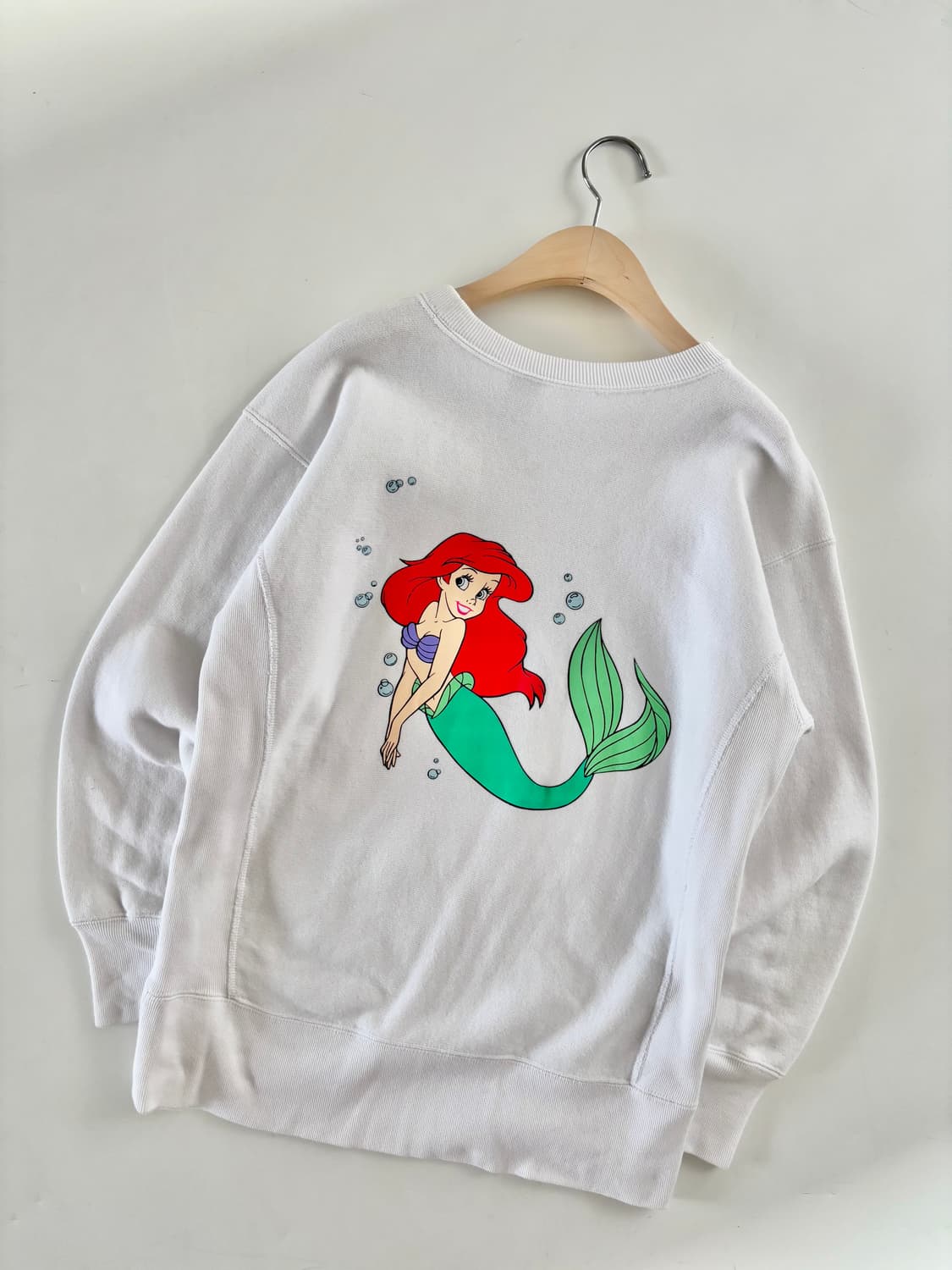 Champion x Disney 챔피온 디즈니 90‘s 리버스위브 에리얼 상품이미지3