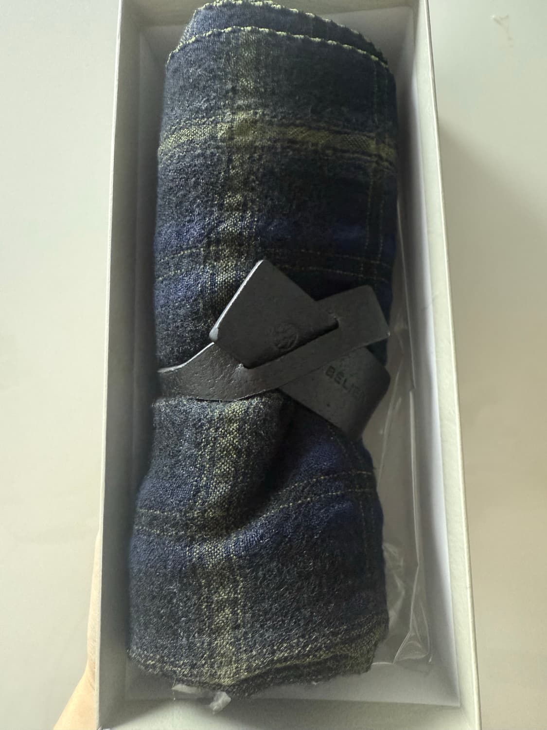 벨리에 시티 그리드 머플러 네이비 체크판매 상품이미지1