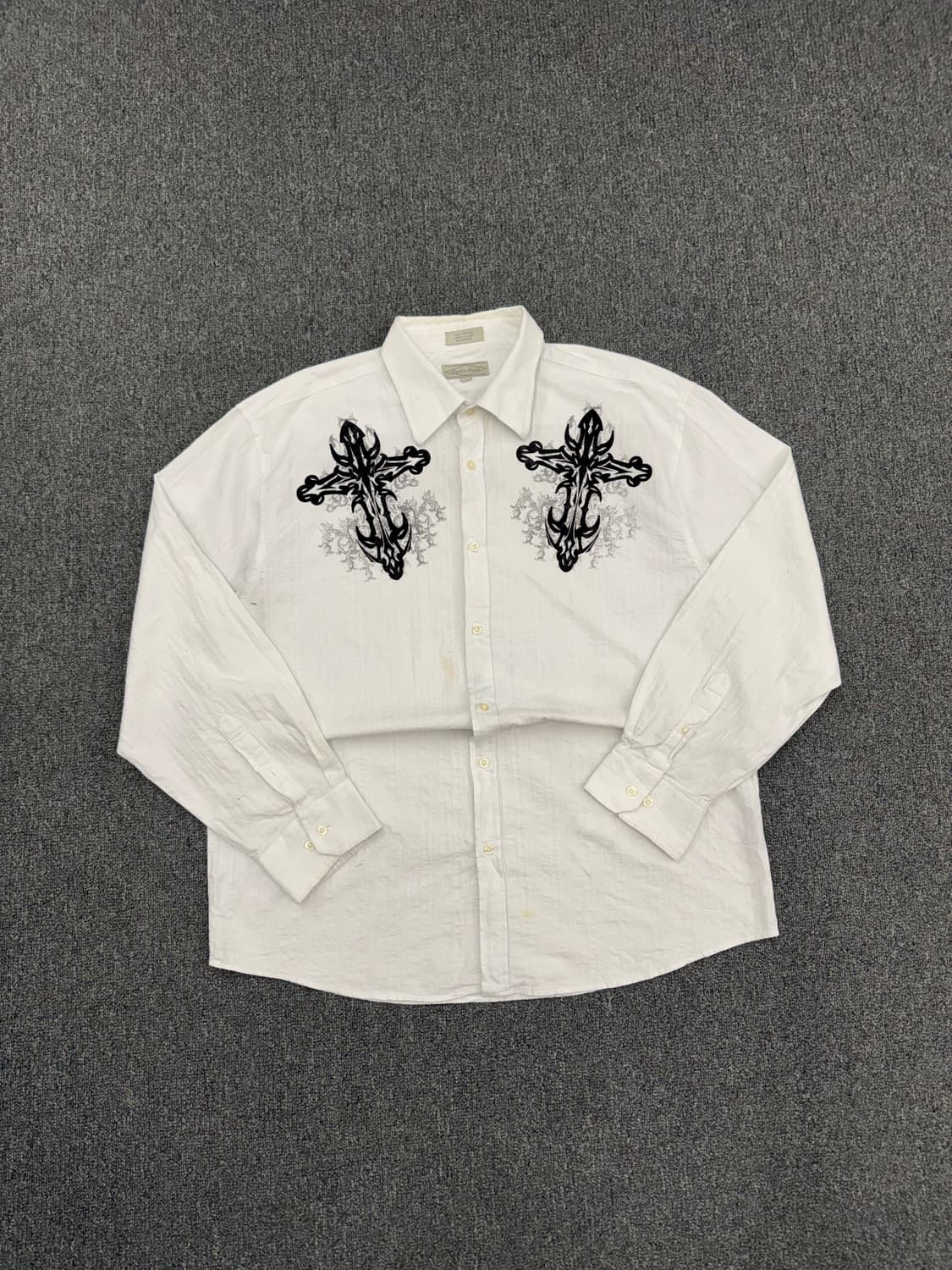 2XL)Eighty Eight 빈티지 십자가 프린팅 긴팔셔츠 상품이미지2