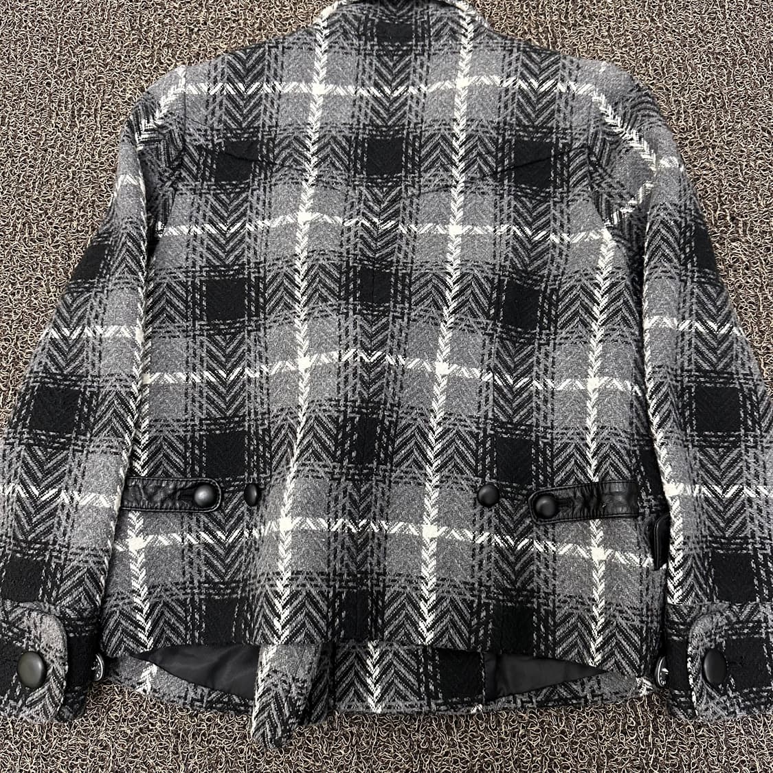 on&on 온앤온 여성 체크 패턴 자켓 66사이즈 상품이미지7