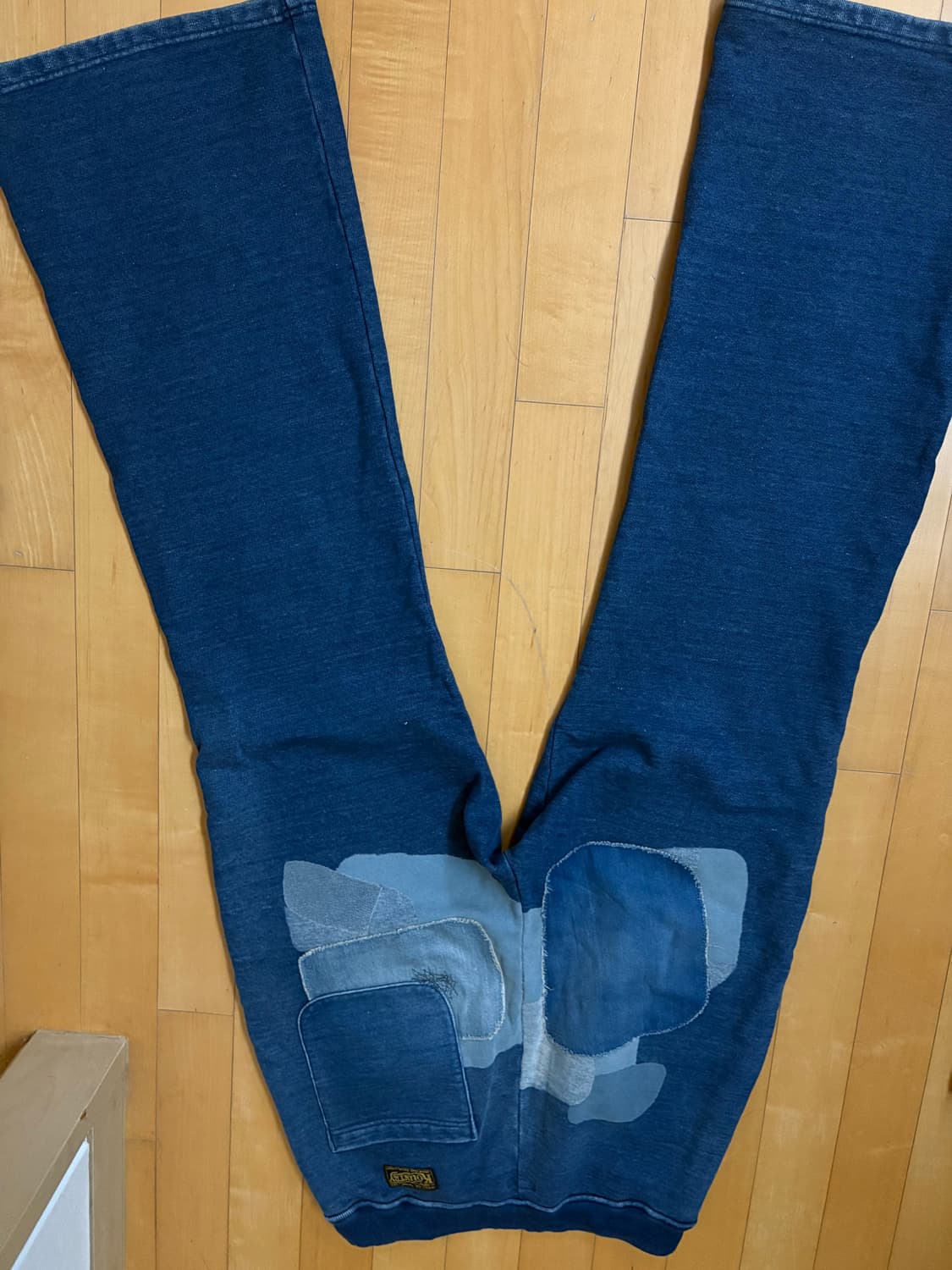 캐피탈 IDG 플리스 플레어 팬츠 상품이미지3