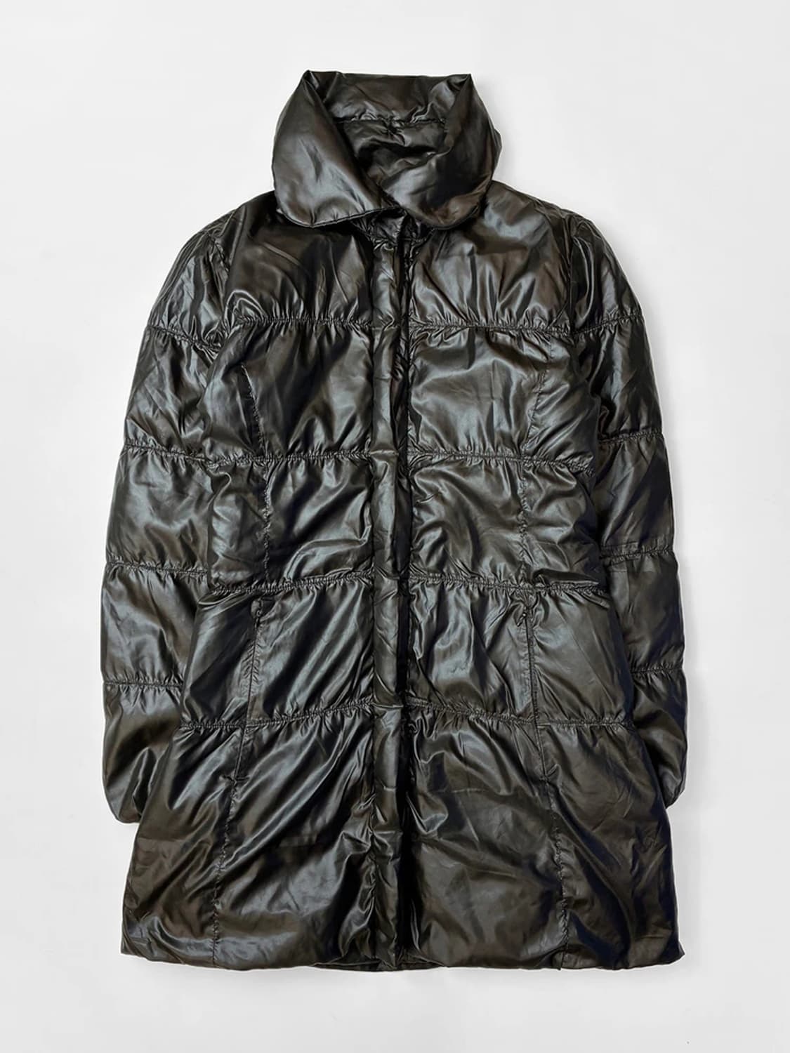 이세이미야케 00's FETE 라인 경량 카라 롱 패딩 PN5594 상품이미지1