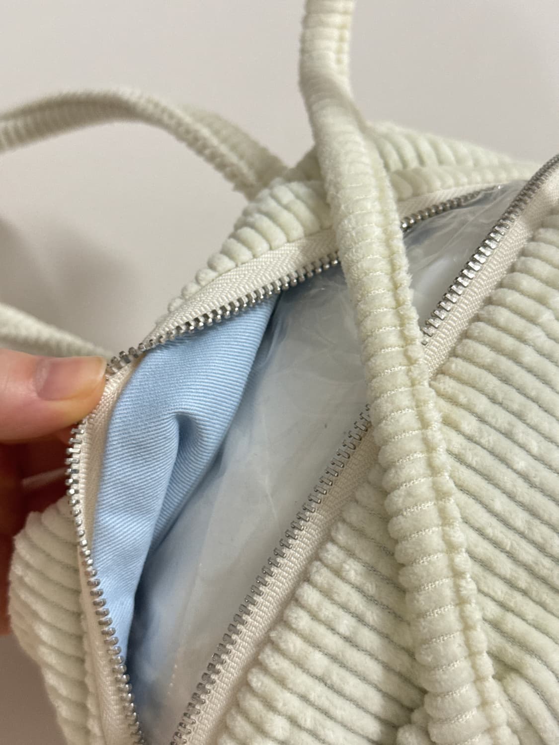 위아이윤 코듀로이 토드백 미니백 상품이미지2