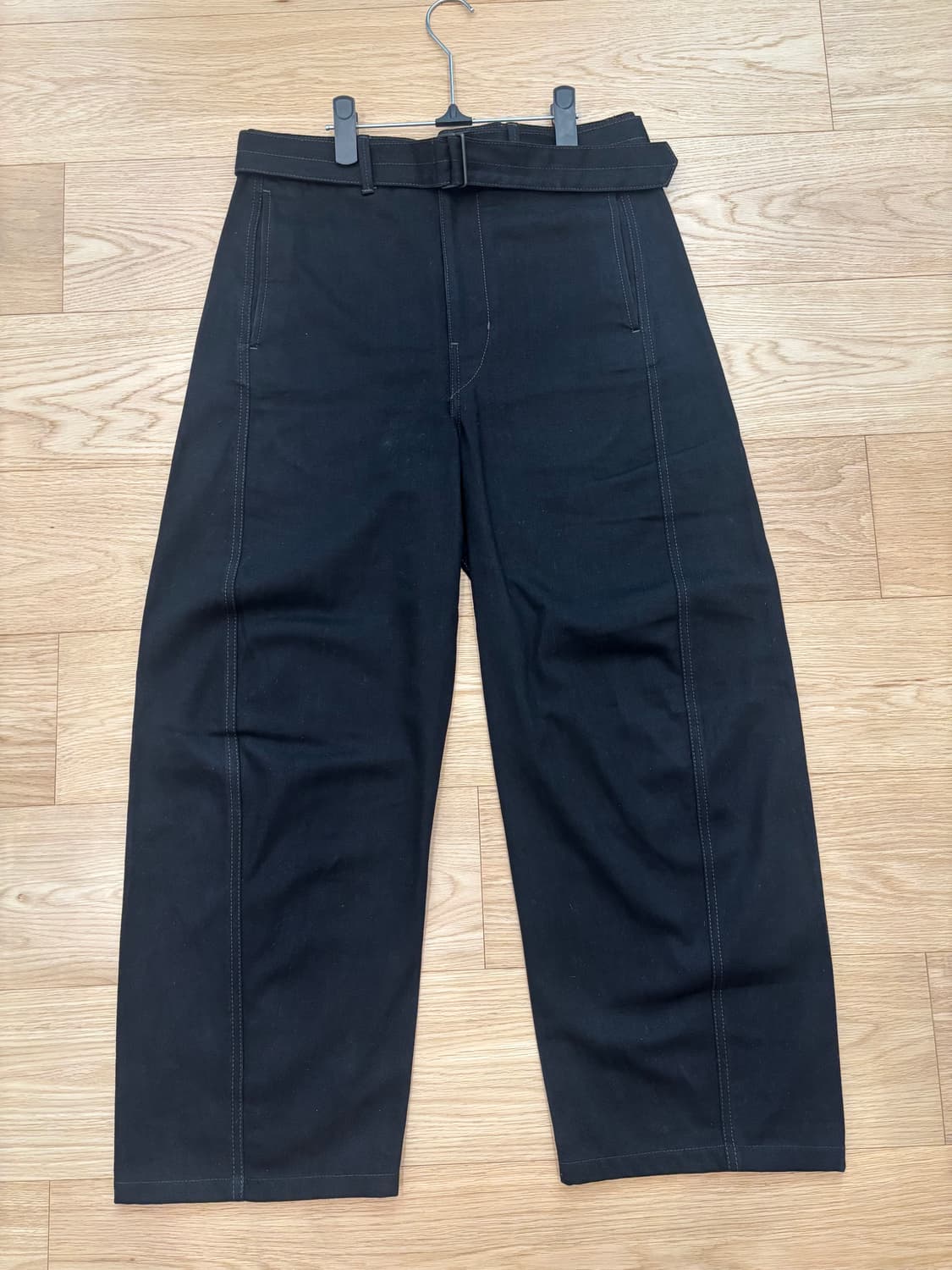 르메르 트위스트 벨티드 팬츠 블랙 m 상품이미지1