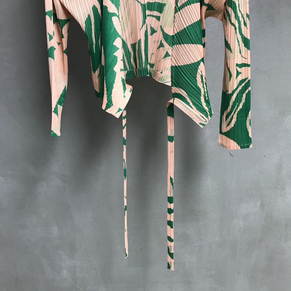 이세이 미야케 플리츠 플리즈 가디건 3(W) 상품이미지3