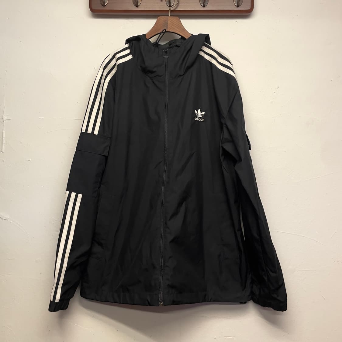 아디다스 삼선 우븐 바람막이 자켓   상품이미지1