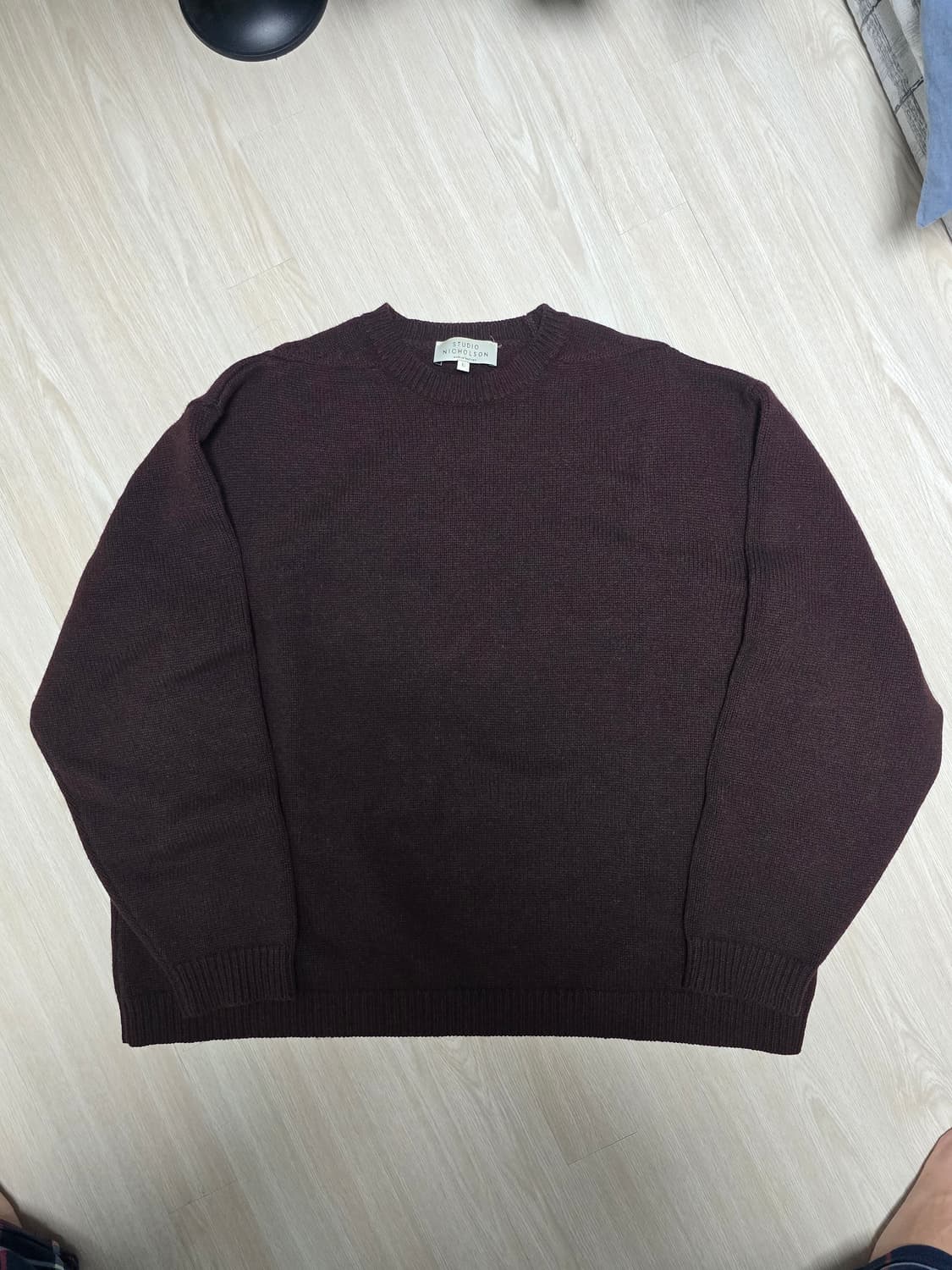 스튜디오니콜슨 헤밀 니트
- L 사이즈 상품이미지1