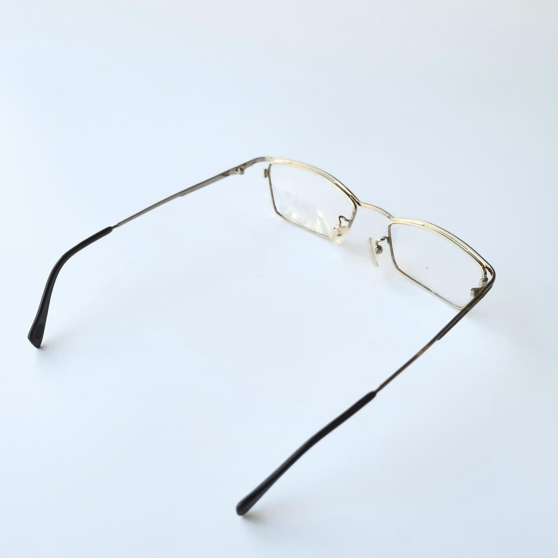 데드스탁 미니멀 클래식 사각 안경테 2032 상품이미지5