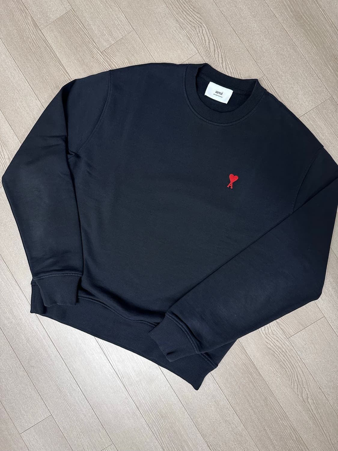 ami 아미 스몰 하트 로고 맨투맨 스웨트셔츠 블랙 M 사이즈 상품이미지1