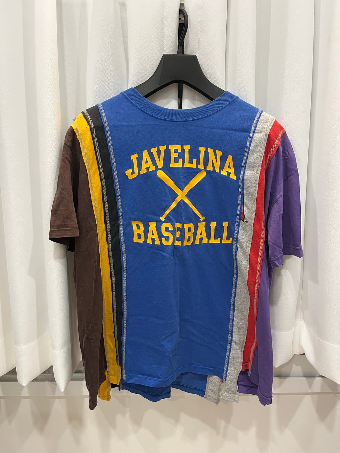 리빌드바이니들스 티셔츠 상품이미지1