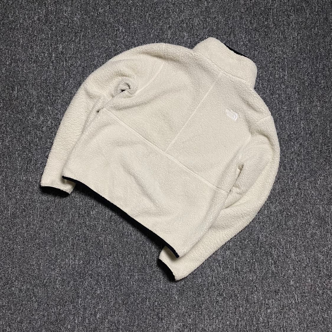 🌊TNF Fleece 해외판 white 상품이미지2