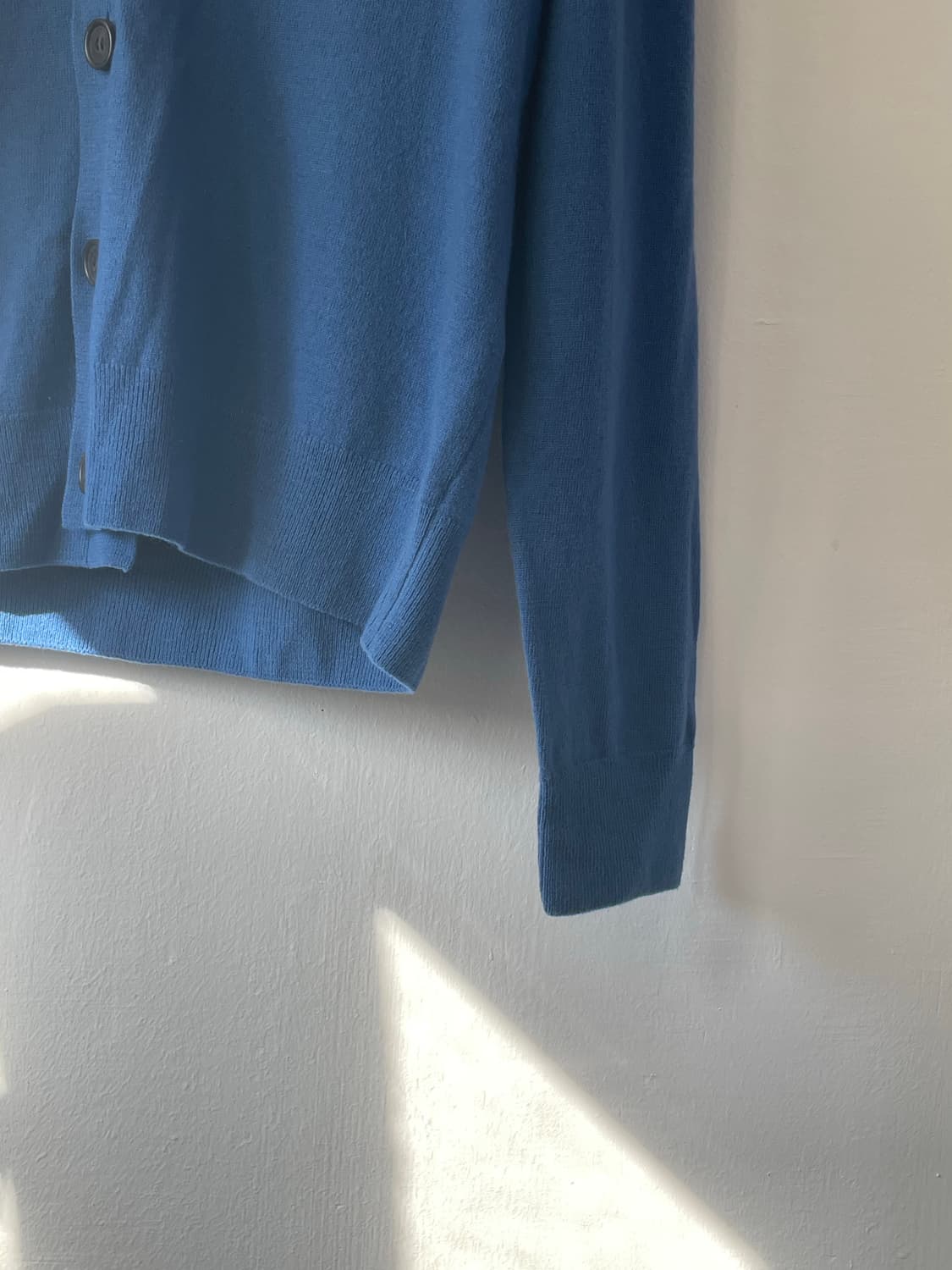 아크네 스튜디오 메리노울 페이스로고 니트 블루 새상품 상품이미지5