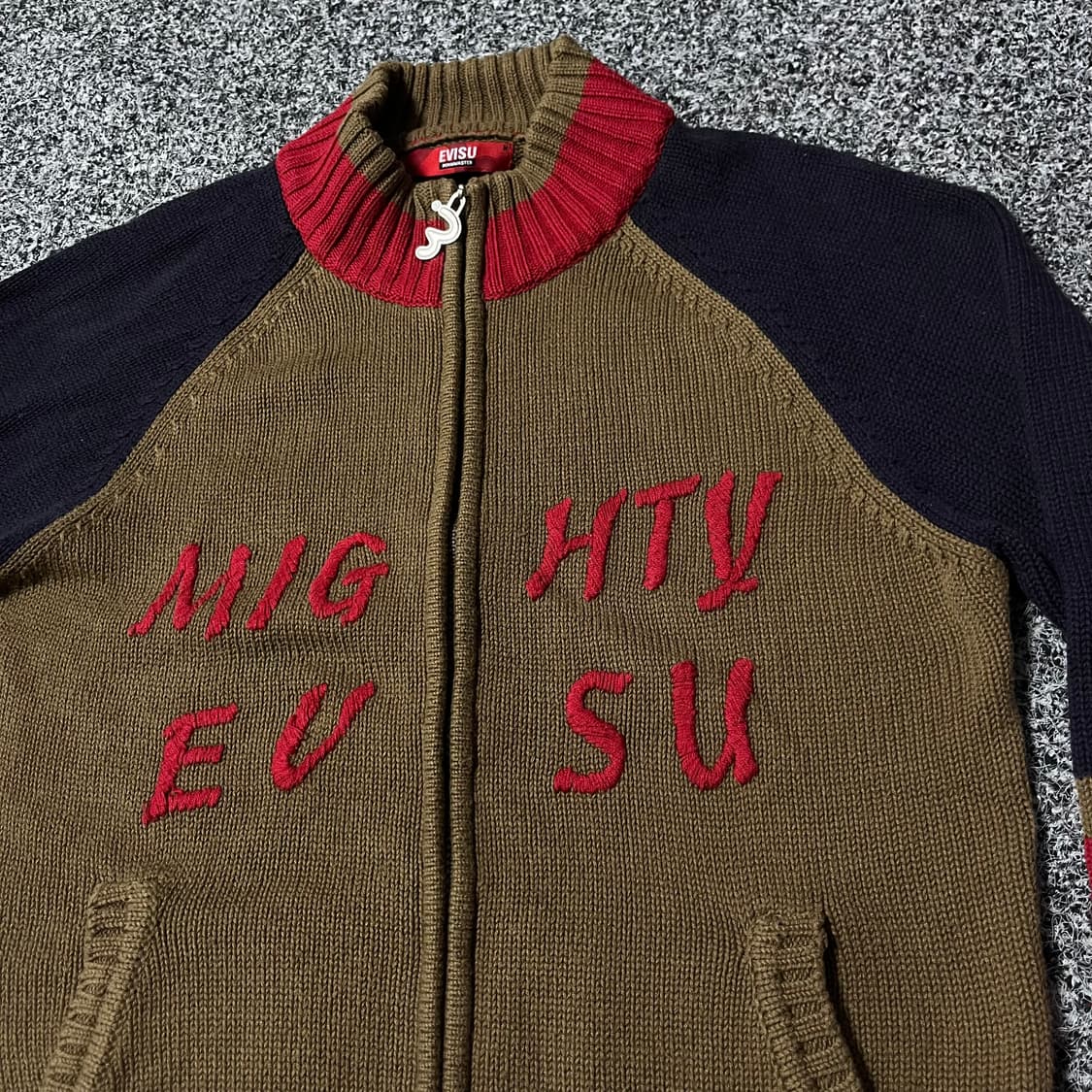 에비수 자수 코튼 니트 집업  상품이미지2